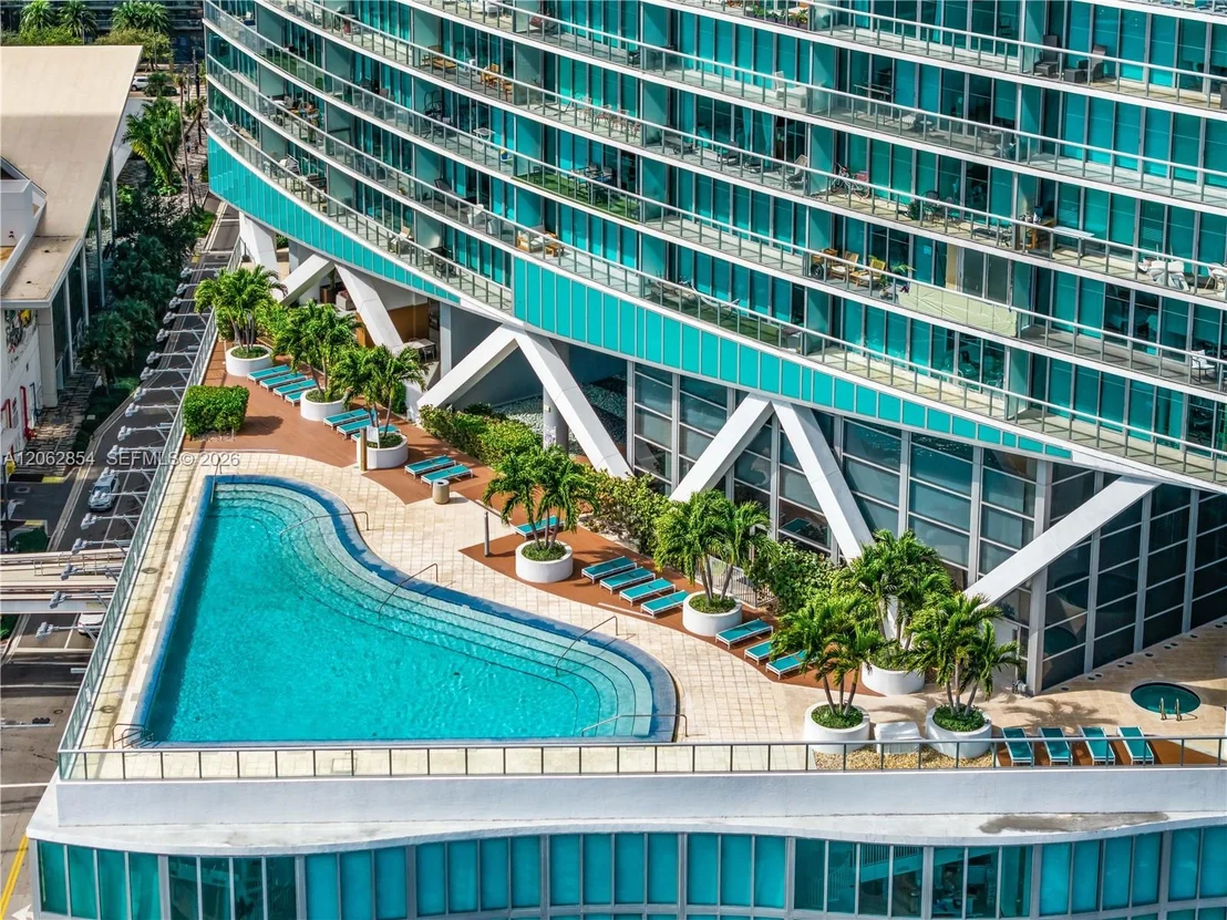 Photo of Unit 2009 at 888 Biscayne Blvd