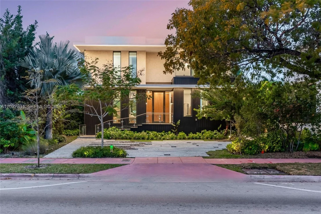 Photo of 4354 Alton Rd