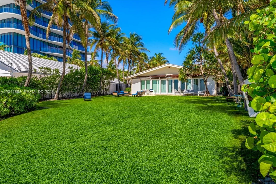 Photo of 105 Ocean Blvd