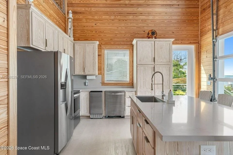 Photo of 25 VIP Island Unit B