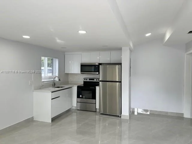 Photo of 42 SE 10th Ter