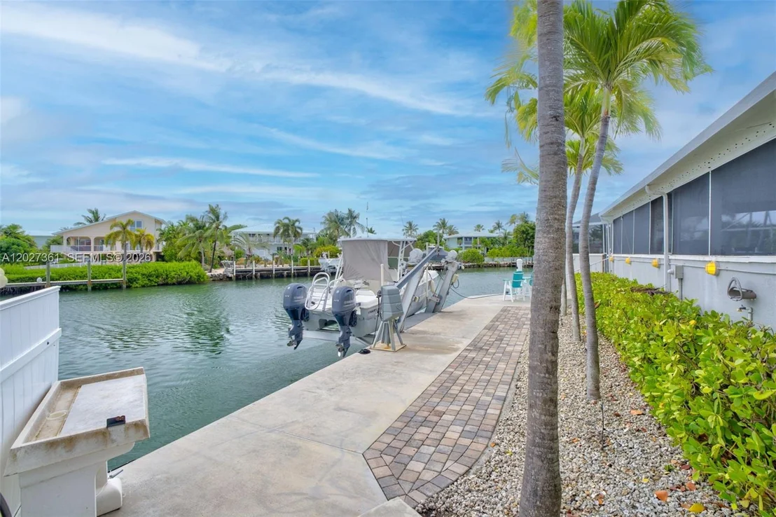 Photo of 2919 Sombrero Blvd