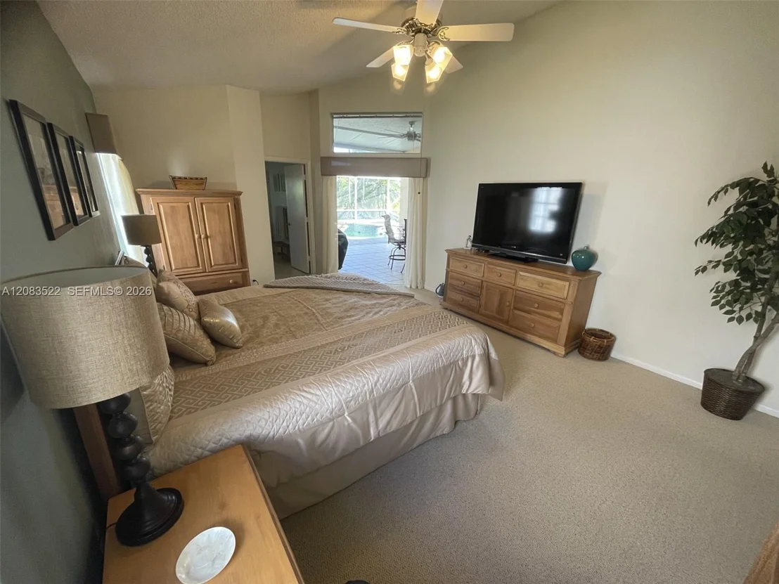 Photo of 412 Cameron Dr