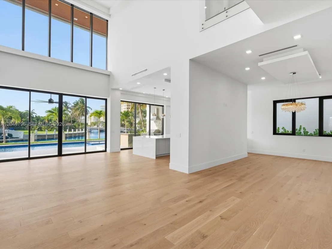 Photo of 2 Sunset Ln