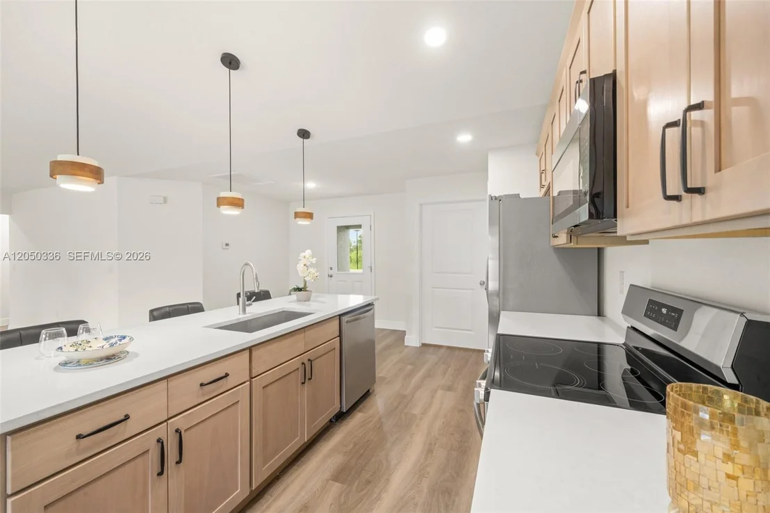 Photo of 5618 Cortez Blvd.