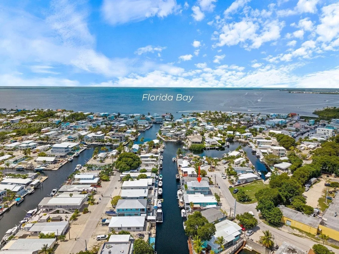 Photo of 1007 Hialeah Ln