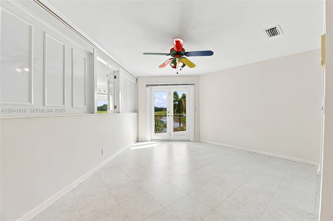 Photo of 12388 Classic Dr