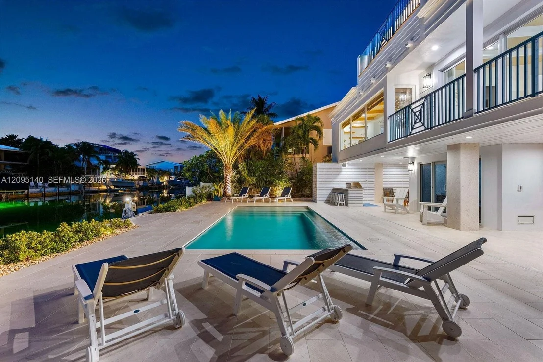 Photo of 115 Villa Bella