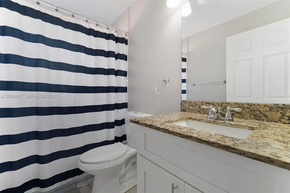Photo of 1225 Rosegate Blvd