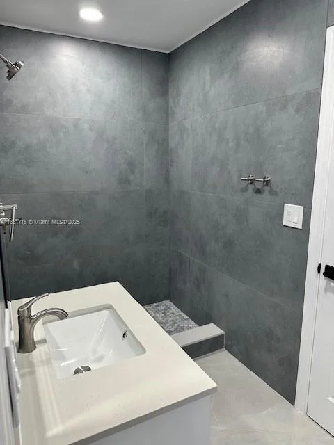 Photo of 42 SE 10th Ter