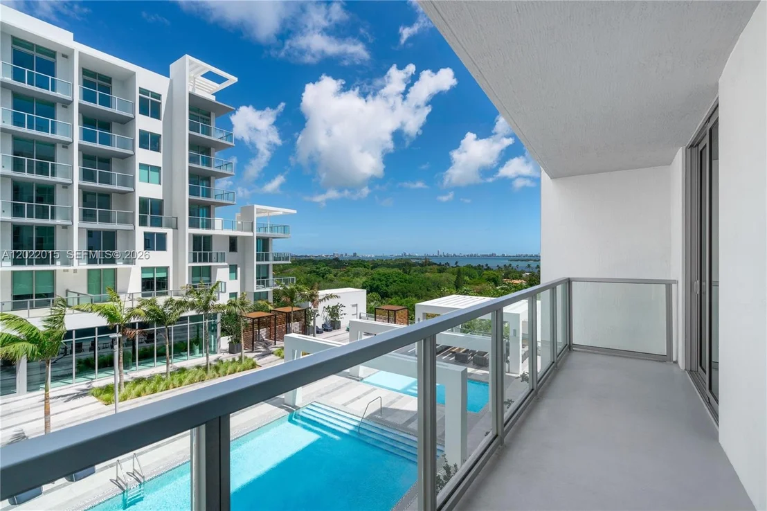 Photo of Unit S818 at 3900 Biscayne Blvd