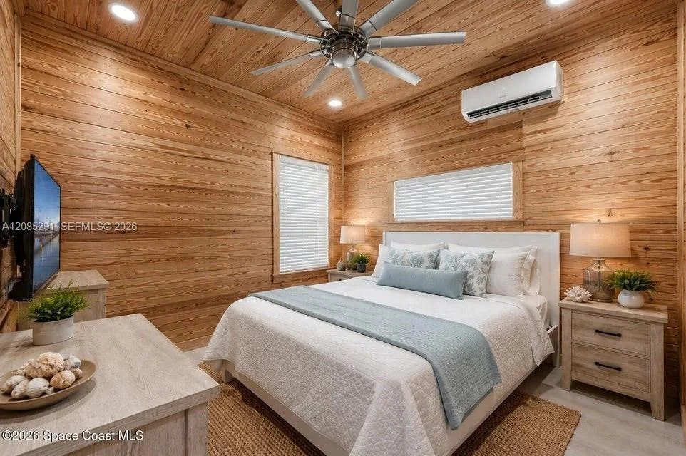 Photo of 25 VIP Island Unit B