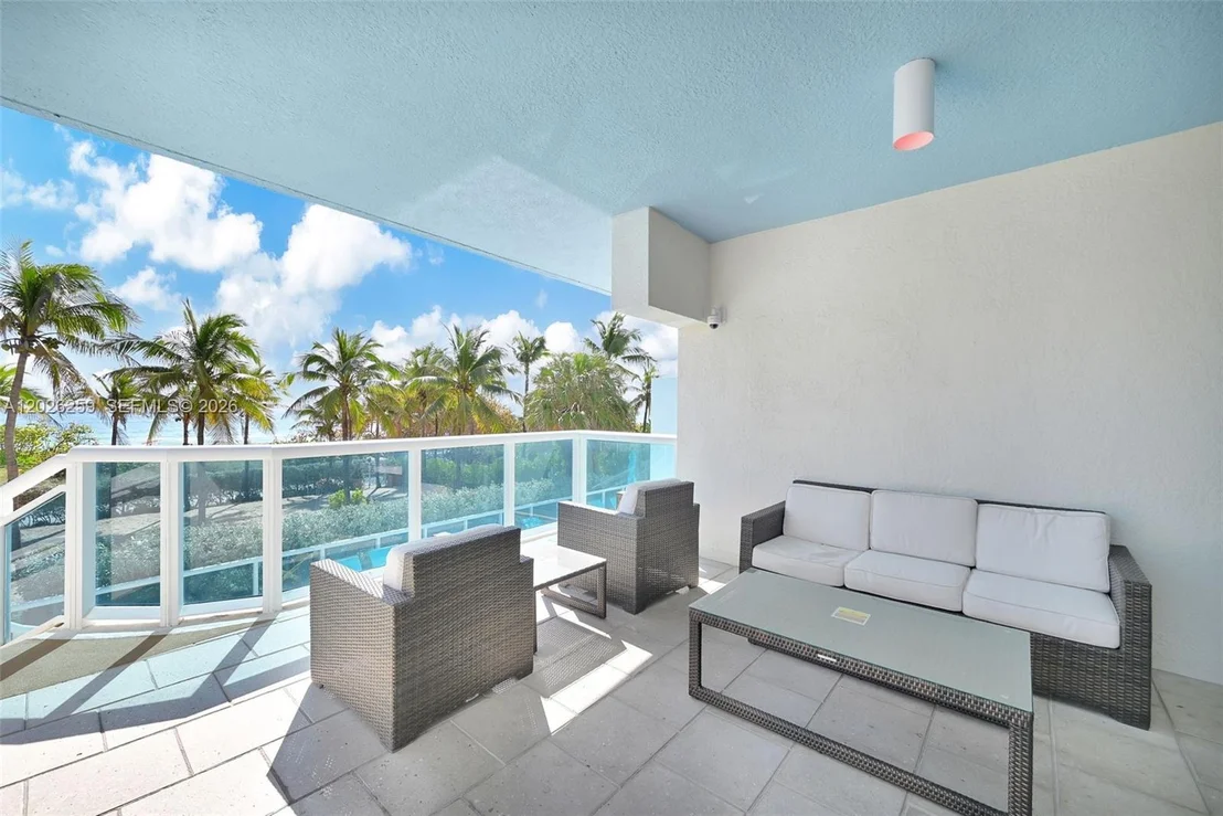 Photo of Unit 821 at 9201 Collins Ave