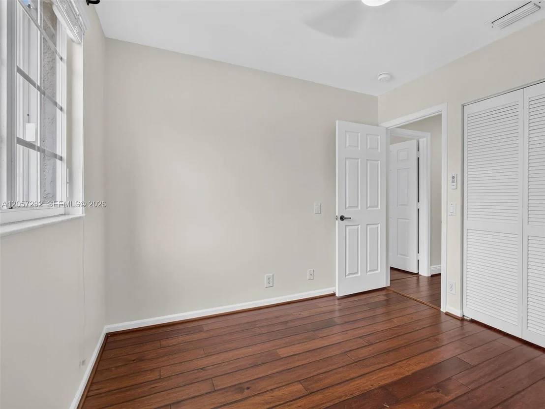 Photo of 1012 Cedar Falls Dr