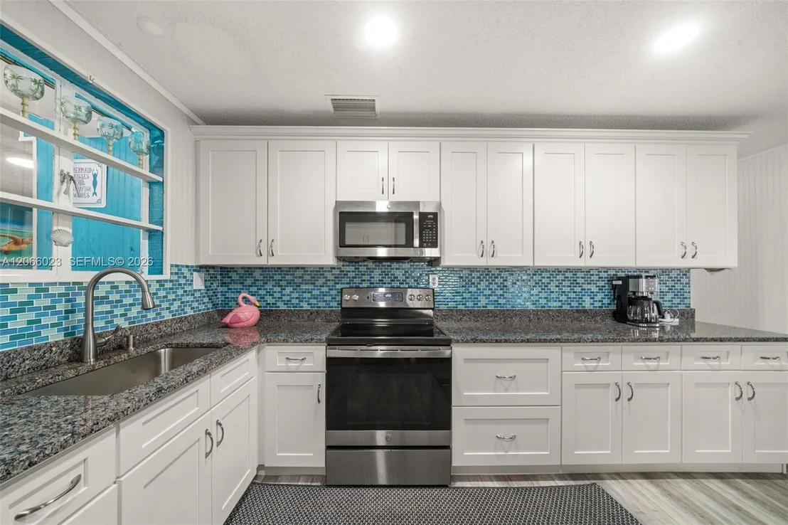 Photo of 137 McCoy Dr