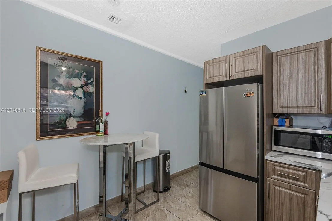 Photo of 750 NE 4th Pl