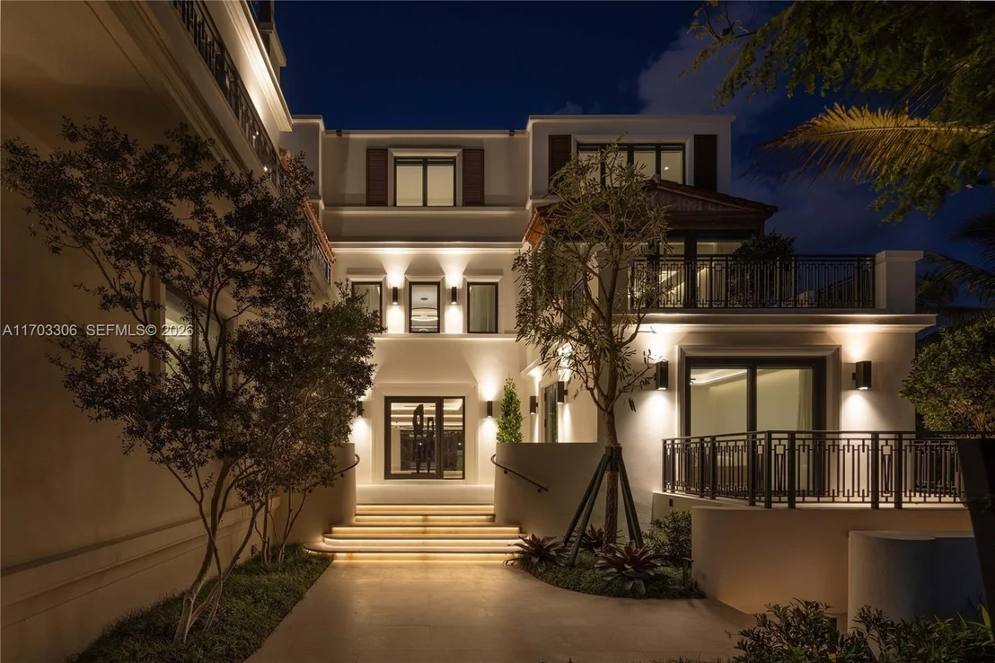 Photo of 1006 Links Drive
