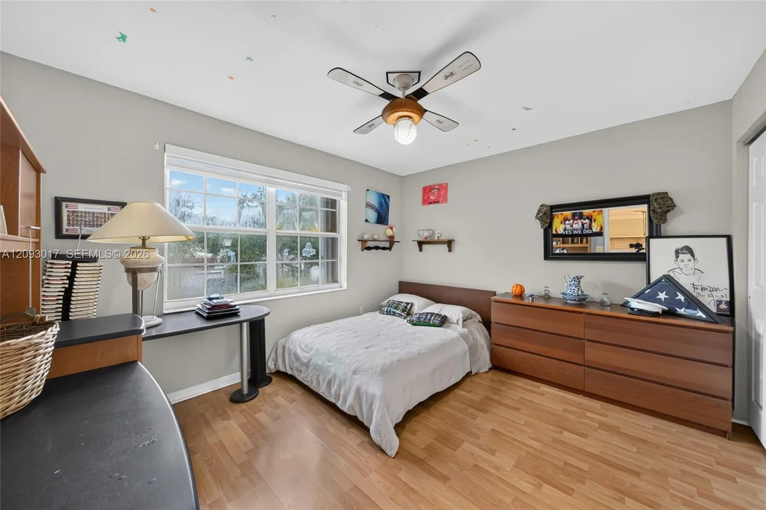 Photo of 16424 Sapphire Pl