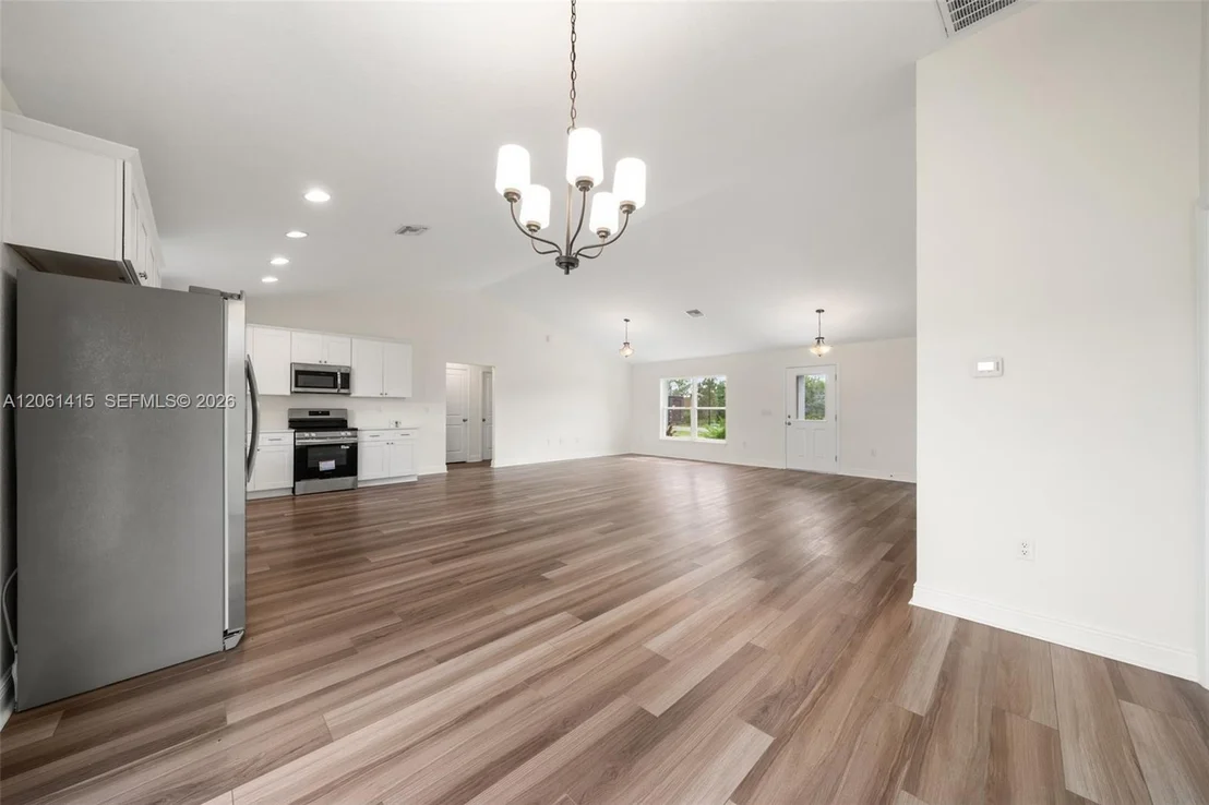 Photo of 5826 Cortez Blvd.