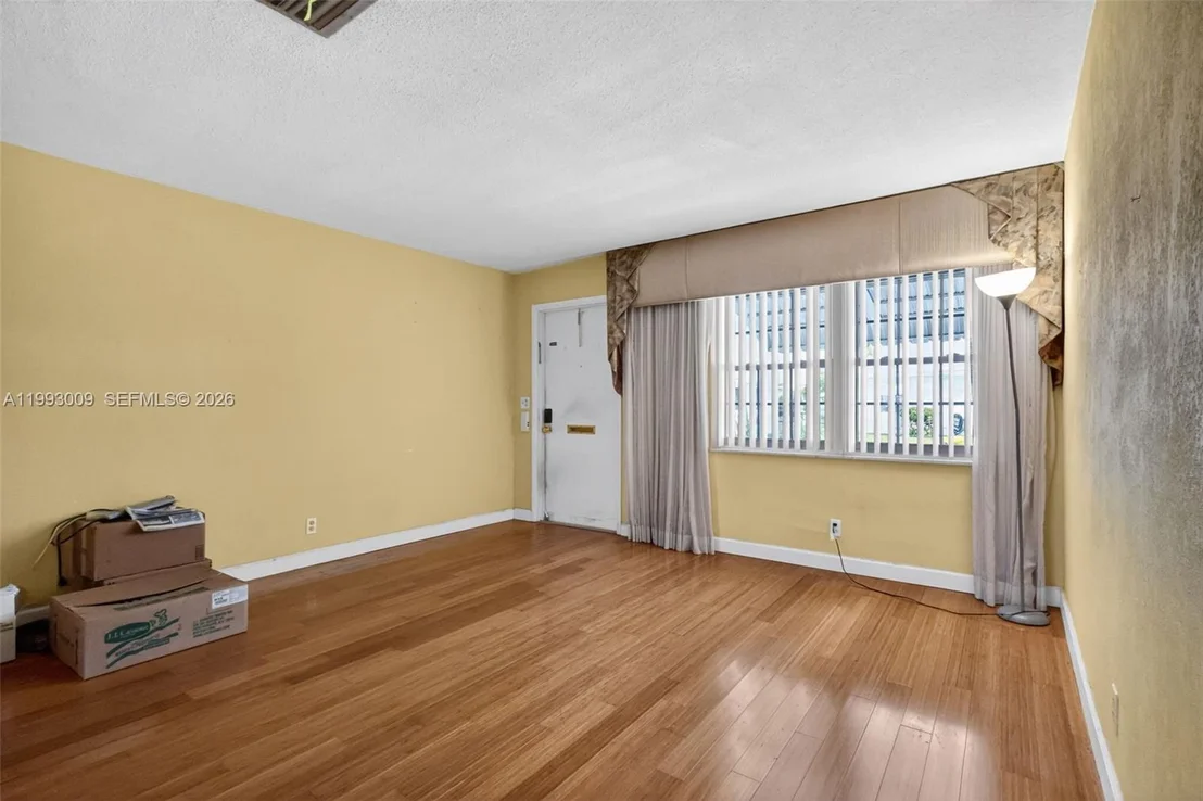 Photo of 1104 Ocean Ave