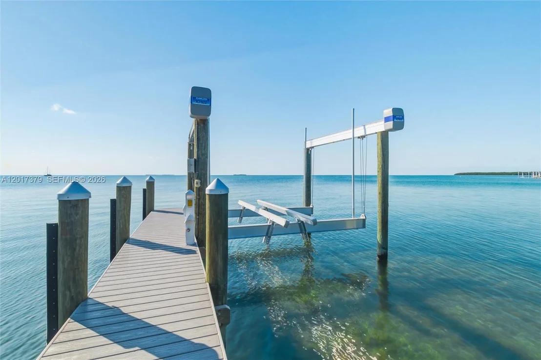 Photo of 75840 Overseas Highway