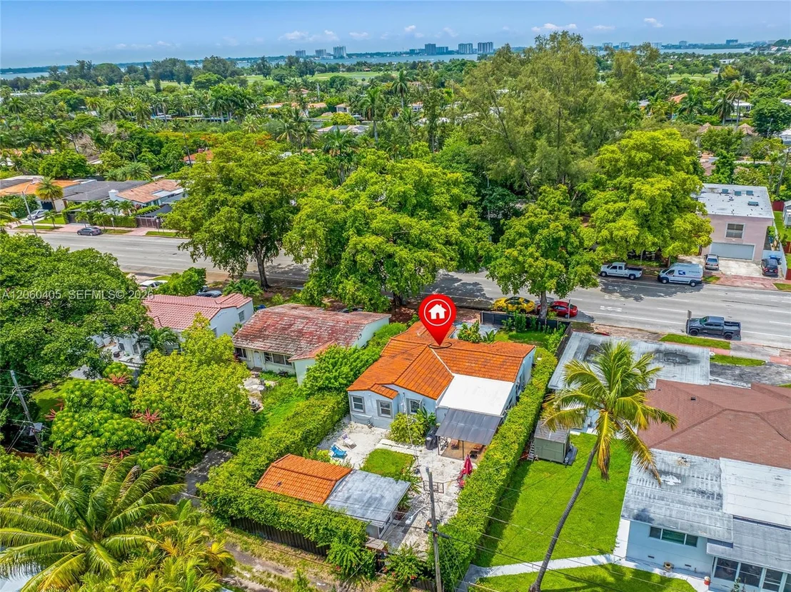 Photo of 1324 Normandy Dr