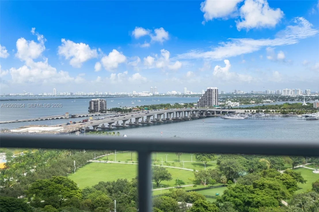 Photo of Unit 2009 at 888 Biscayne Blvd