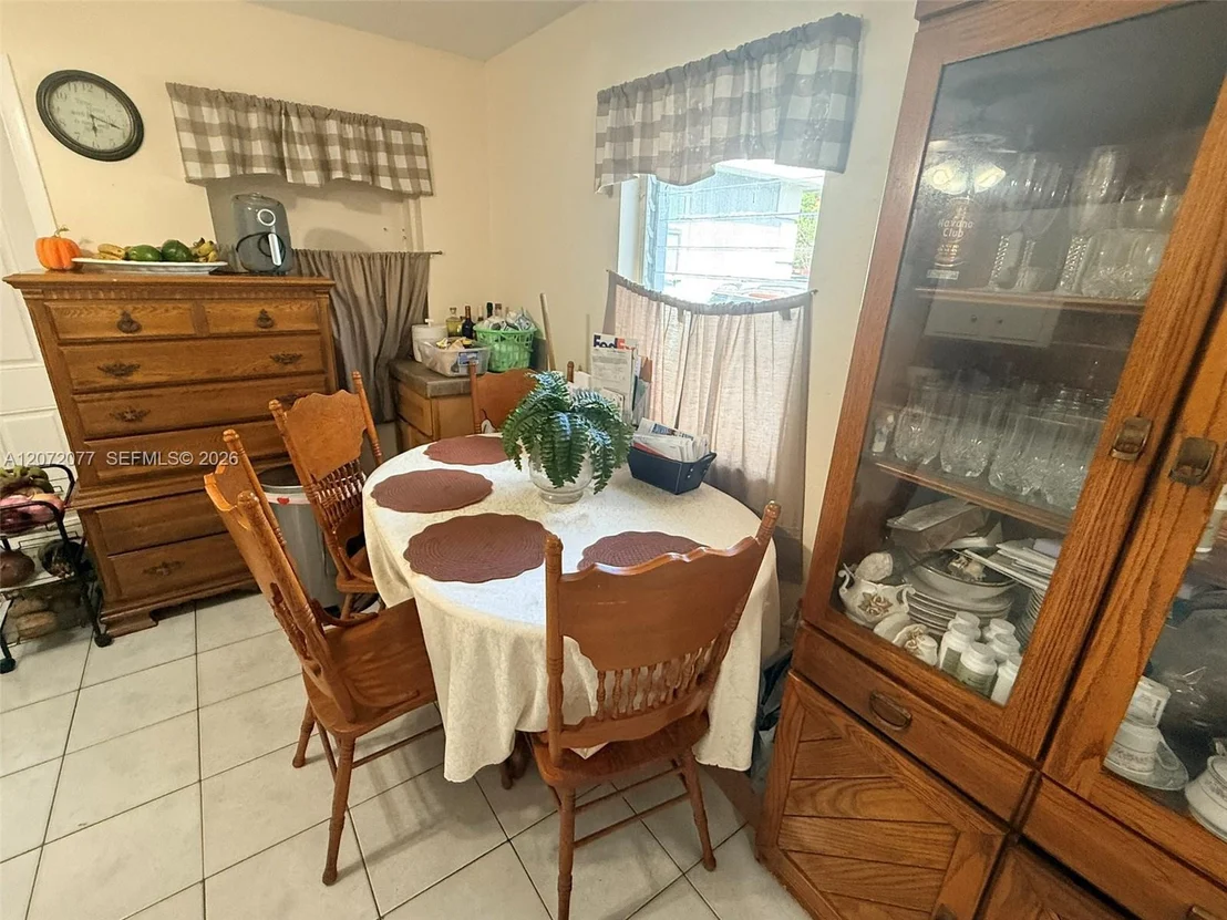 Photo of 512 Independence Rd