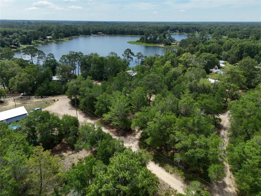 Photo of 225 MIRROR LAKE DR