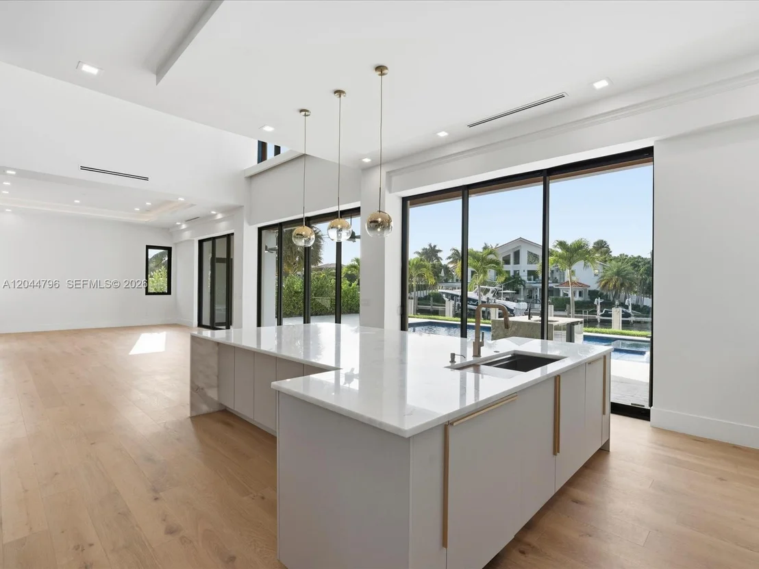 Photo of 2 Sunset Ln