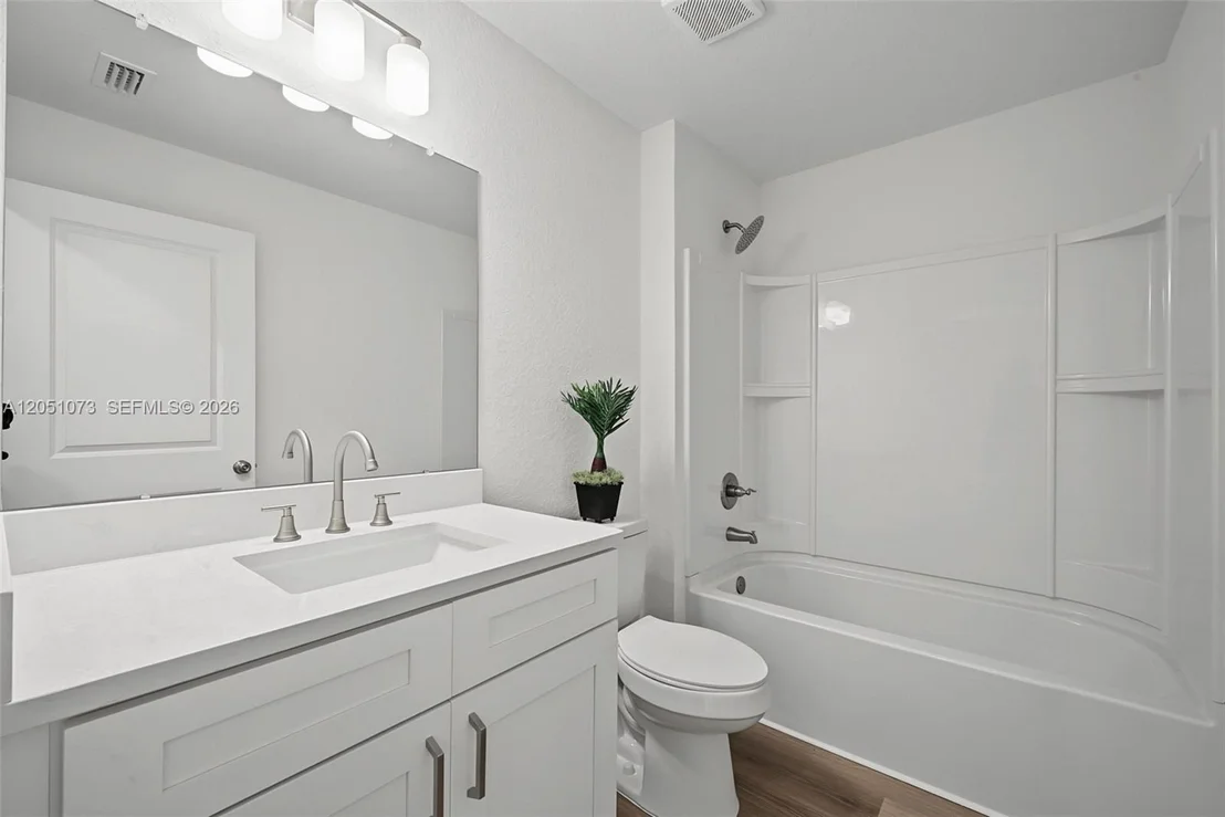 Photo of 5526 Cortez Blvd.