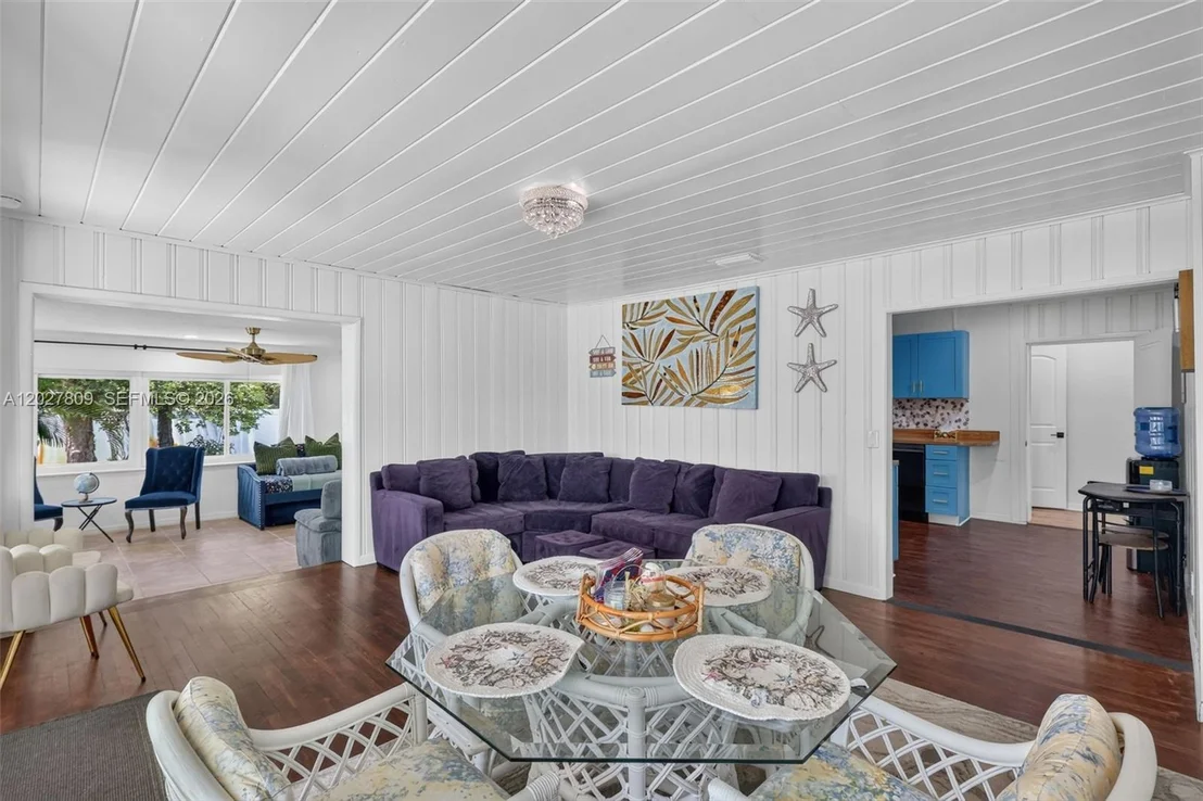 Photo of 1023 SE 7th St