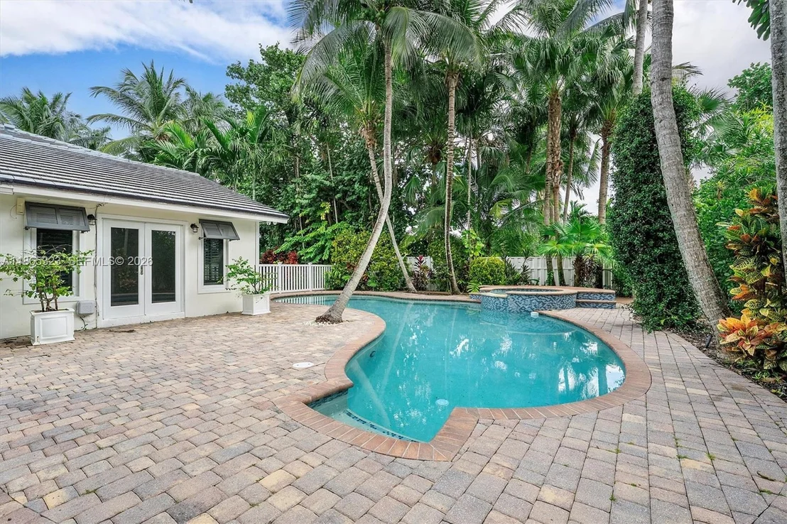 Photo of 746 Marble Ct