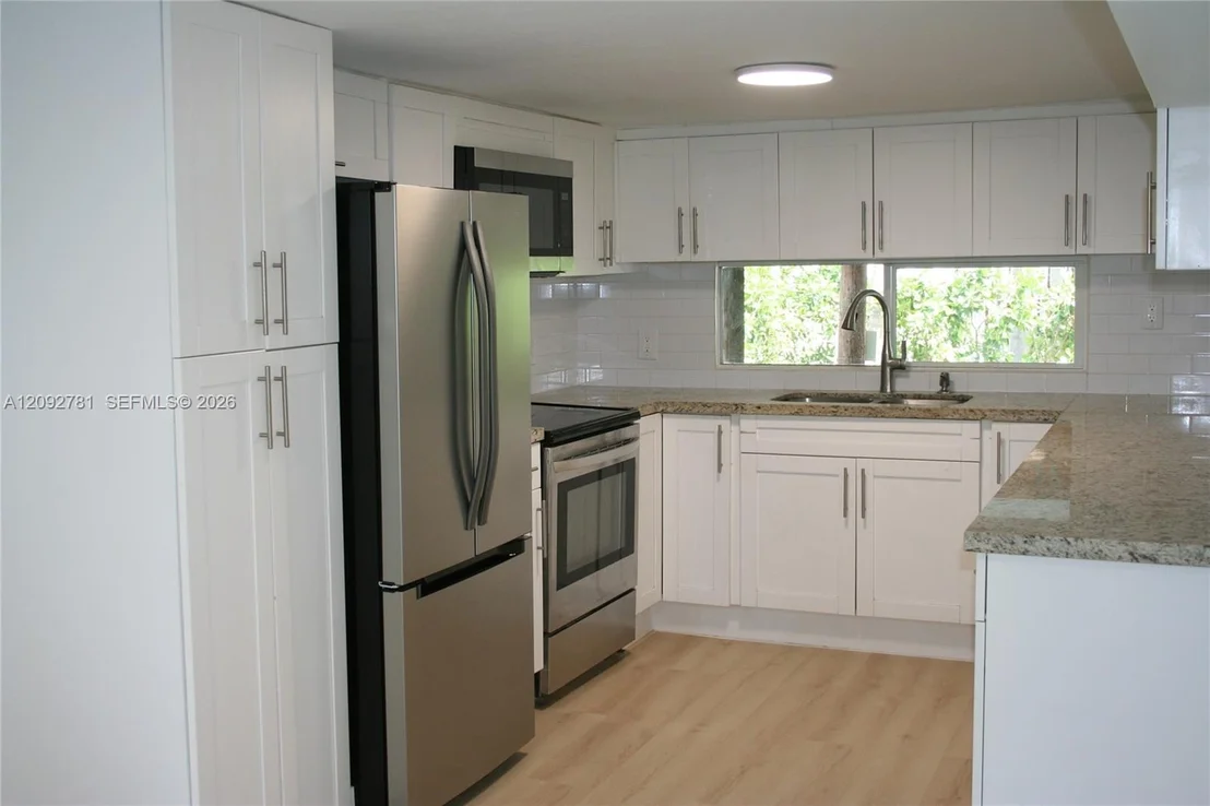 Photo of 181 2nd Ct