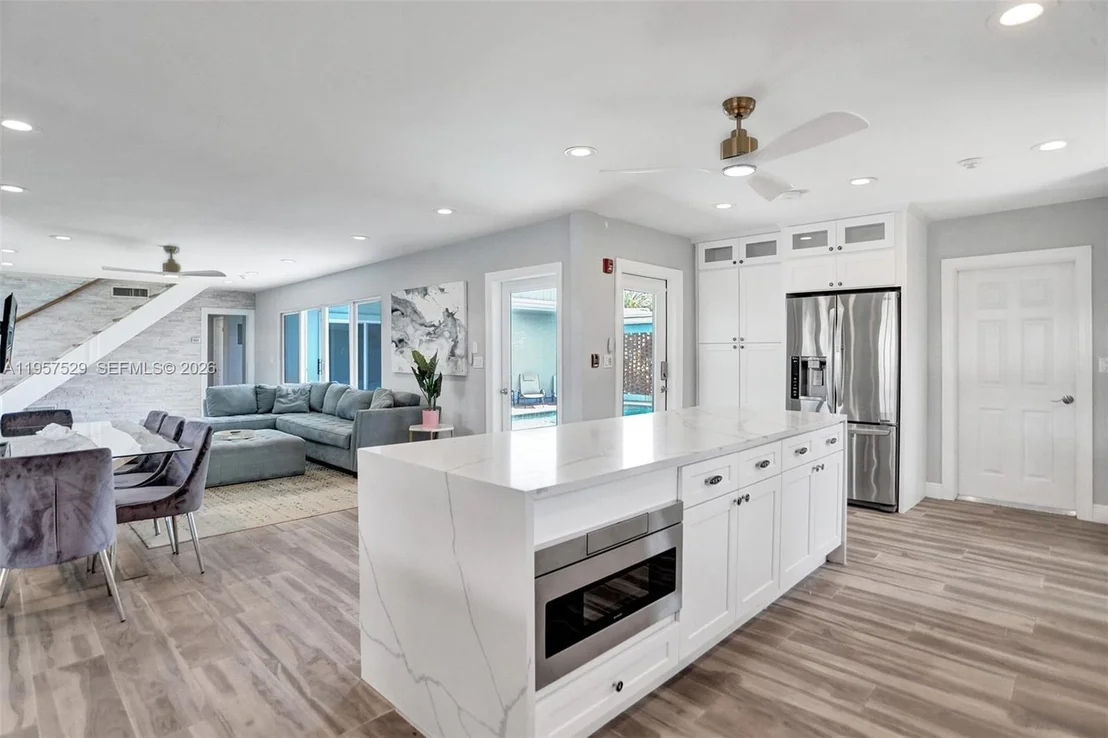 Photo of 1341 SE 7th Ave