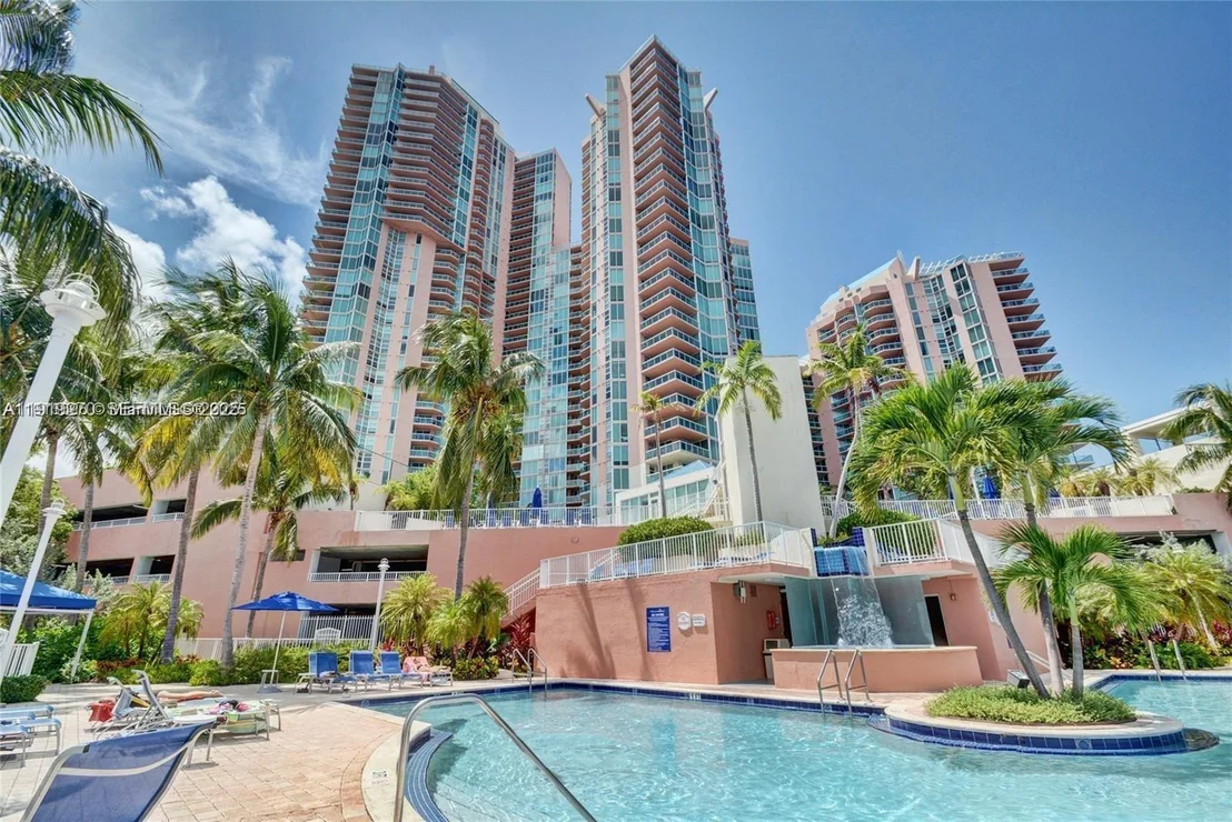 Photo of Unit 511 at 3370 Hidden Bay Dr