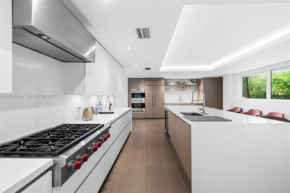 Photo of 480 Ocean Blvd