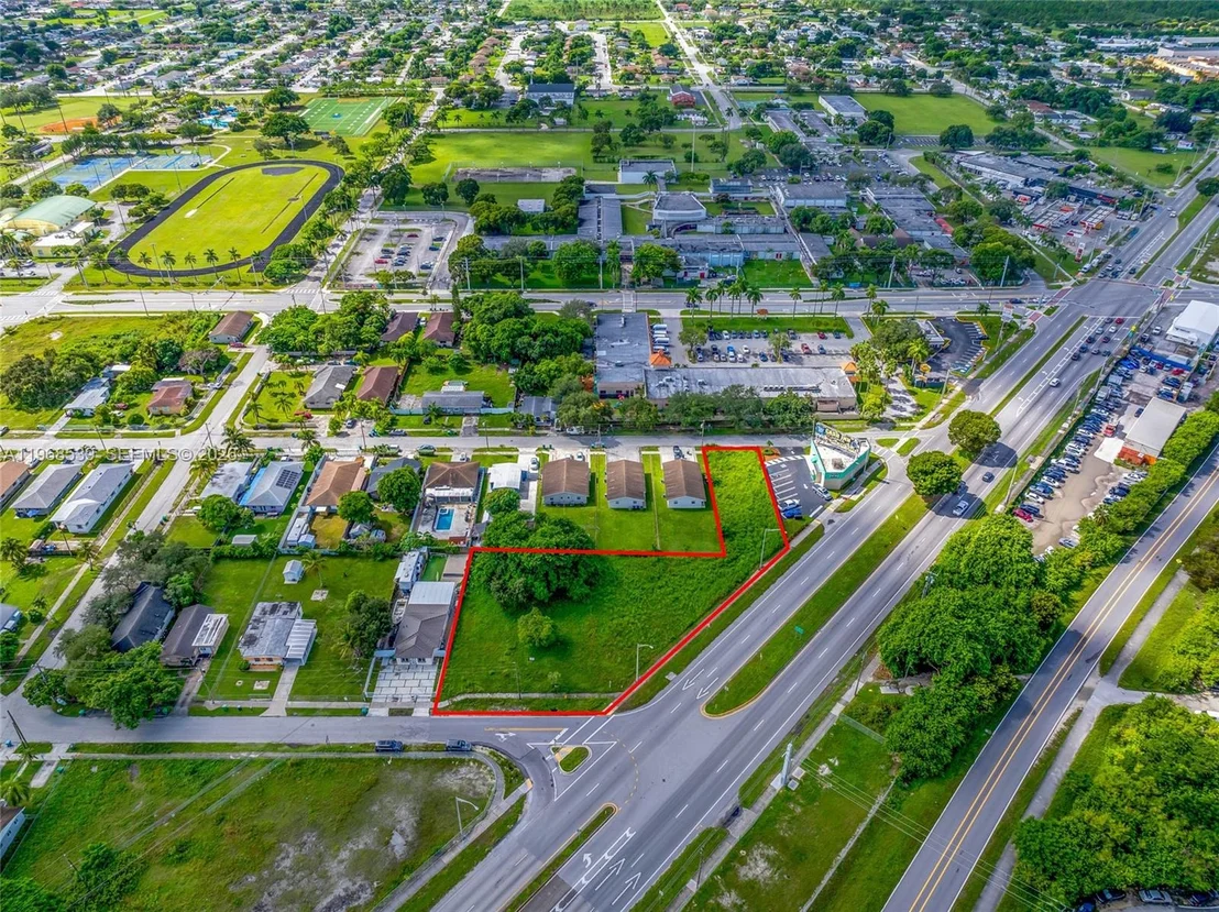 Photo of 214 S Dixie Hwy