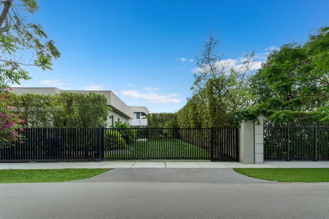Photo of 70 Samana Dr