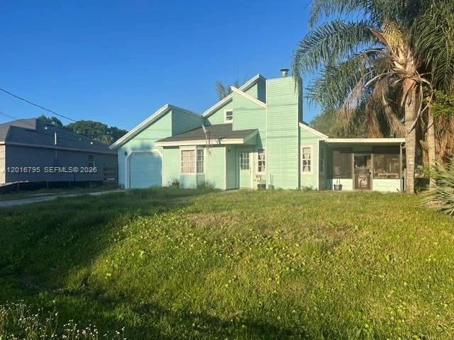 Photo of 5900 Bamboo Dr