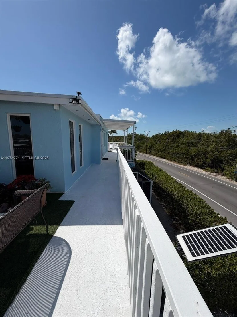 Photo of 212 Banyan Ln