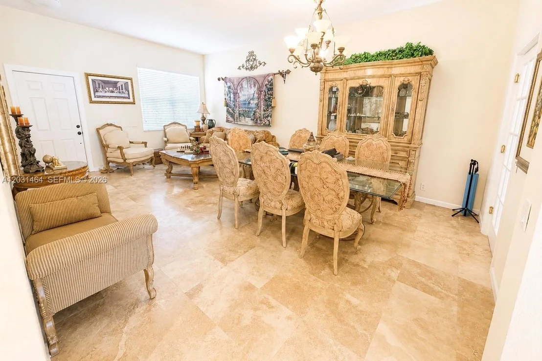 Photo of 748 Tulip Cir