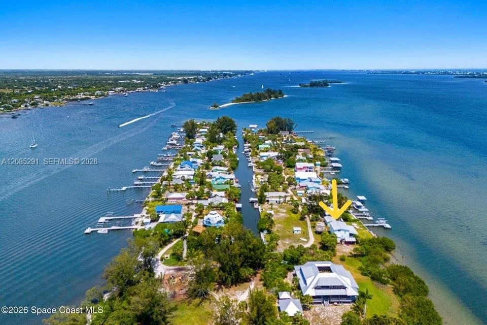 Photo of 25 VIP Island Unit B
