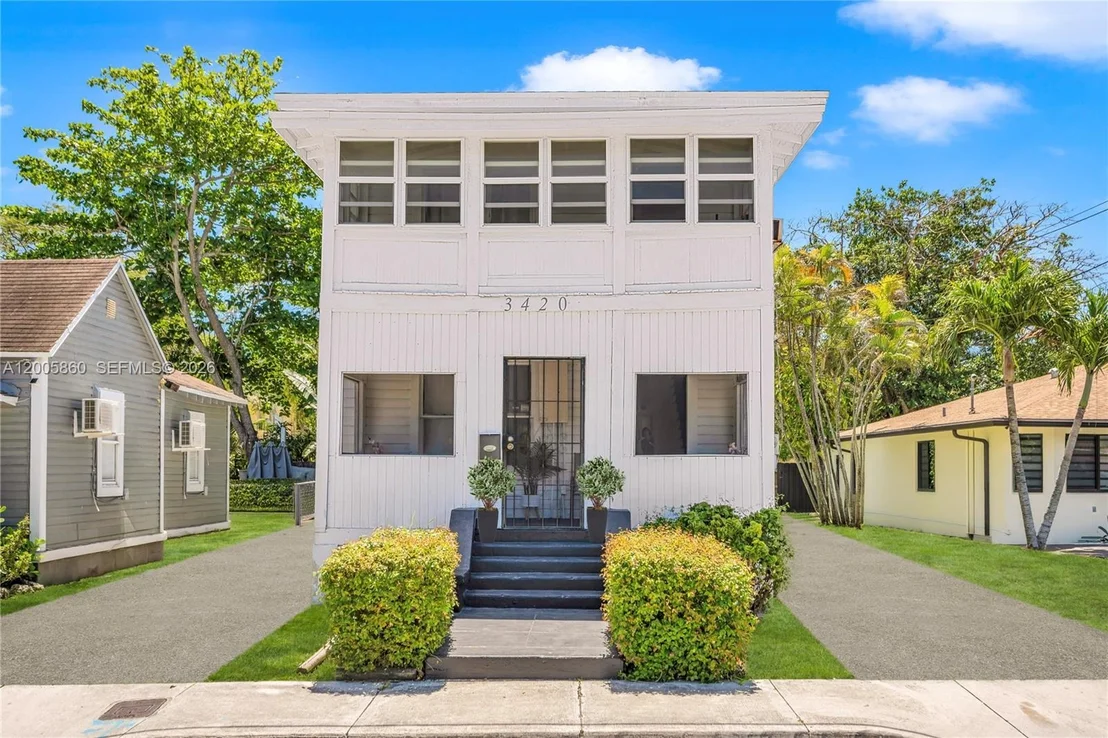 Photo of 3420 Charles Ave