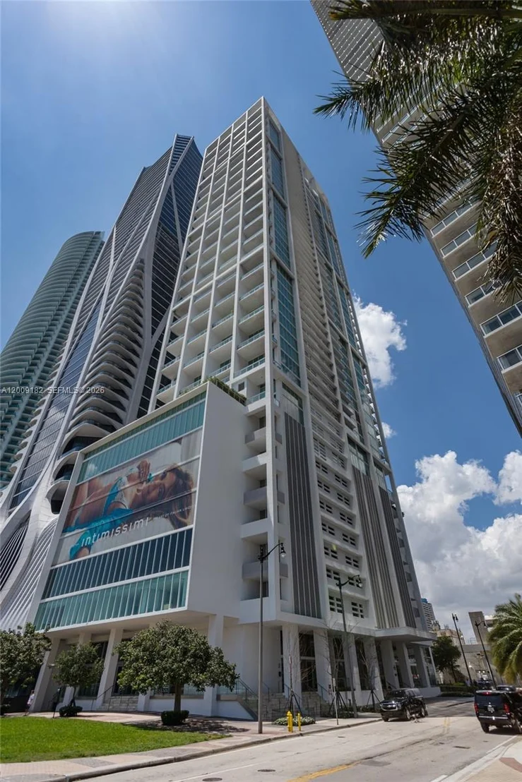 Photo of Unit 3607 at 1040 Biscayne Blvd