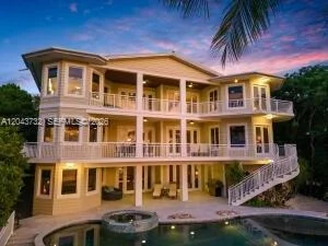 Photo of 104 Coastal Dr