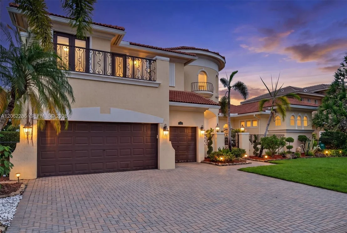 Photo of 11867 NW 69th Pl