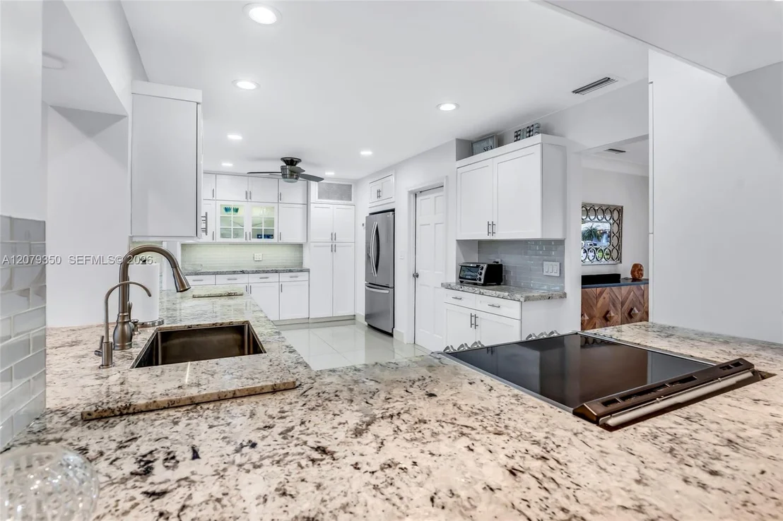 Photo of 1440 SE 14th Dr