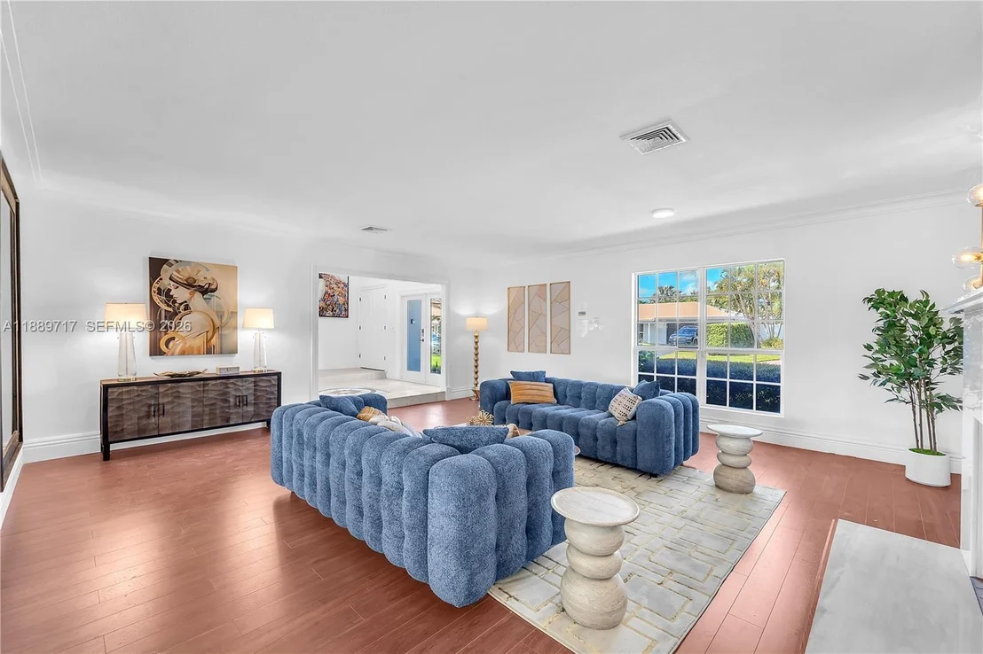 Photo of 4440 NE 23rd Ave