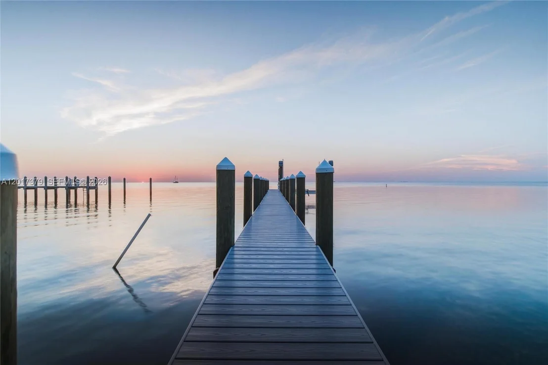 Photo of 75840 Overseas Highway